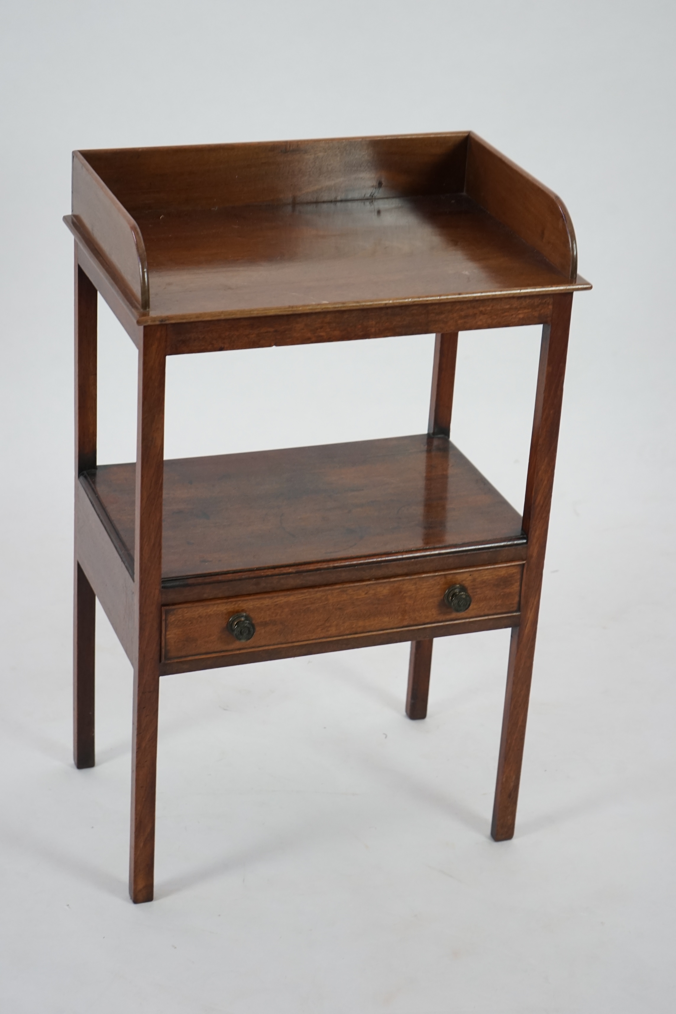 A Regency mahogany two tier wash stand